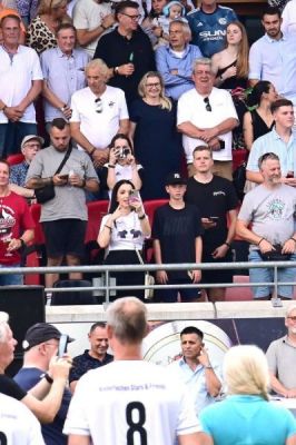 Kicken für den guten Zweck..